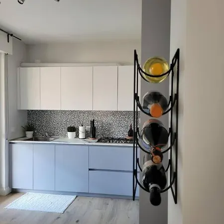 View Lovely 3bed-2bath Full Furnished. Appartement