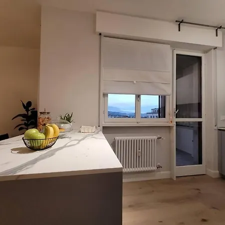 View Lovely 3bed-2bath Full Furnished. Appartement Vittorio Veneto
