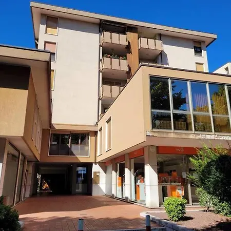 Appartement View Lovely 3bed-2bath Full Furnished.