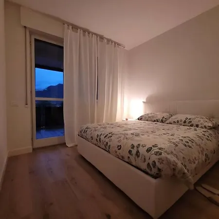 View Lovely 3bed-2bath Full Furnished.
